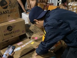 Bea Cukai Jambi Gagalkan Peredaran 1,4 Juta Batang Rokok Ilegal