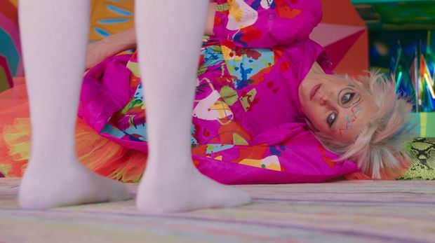 Film Barbie (2023) Kate McKinnon dalam film Barbie (2023)