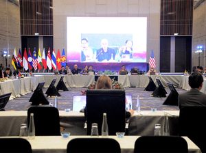 Pertemuan Menteri ASEAN di Surabaya Bahas Isu Perdagangan & Investasi