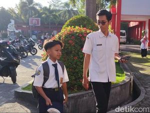 Janji ke Jokowi yang Ditepati Farel Prayoga dengan Masuk SMPN Favoritnya Janji ke Jokowi yang Ditepati Farel Prayoga dengan Masuk SMPN Favoritnya