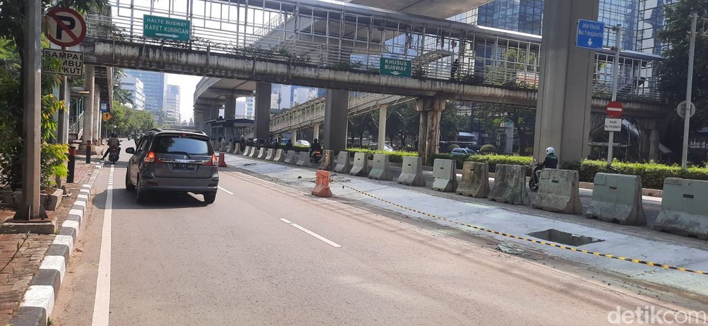 Jl HR Rasuna Said, Jaksel, 17 Juli 2023. (Yogi Ernes/detikcom)