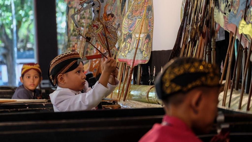 Lestarikan Wayang, Ratusan Dalang Bocah Kumpul Unjuk Kemampuan Lestarikan Wayang, Ratusan Dalang Bocah Kumpul Unjuk Kemampuan