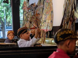Lestarikan Wayang, Ratusan Dalang Bocah Kumpul Unjuk Kemampuan Lestarikan Wayang, Ratusan Dalang Bocah Kumpul Unjuk Kemampuan