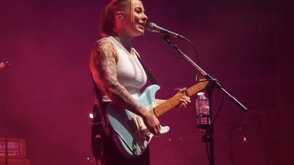 Profil Lucy Spraggan, Mantan Peserta The X Factor yang Jadi Korban Pemerkosaan