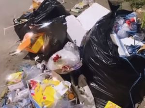 Ketua RT Bantah Pungut Biaya Sampah Owner Skincare di Makassar Rp 500 Ribu Ketua RT Bantah Pungut Biaya Sampah Owner Skincare di Makassar Rp 500 Ribu