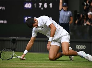 Djokovic Banting Raket di Final Wimbledon, Didenda Rp 119 Juta Djokovic Banting Raket di Final Wimbledon, Didenda Rp 119 Juta