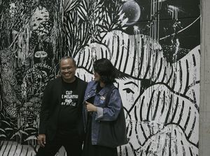 Simbol Mata hingga Identitas ala Eko Nugroho Simbol Mata hingga Identitas ala Eko Nugroho