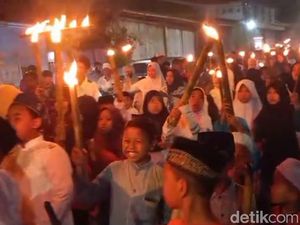 40+ Tema Takbiran Keliling Malam Lebaran Idul Fitri 2024, Singkat-Penuh Makna 40+ Tema Takbiran Keliling Malam Lebaran Idul Fitri 2024, Singkat-Penuh Makna
