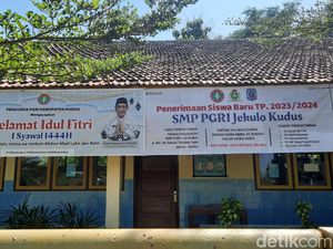 SMP Swasta di Kudus Ini Cuma Terima 5 Siswa Baru Sejak 2020 SMP Swasta di Kudus Ini Cuma Terima 5 Siswa Baru Sejak 2020