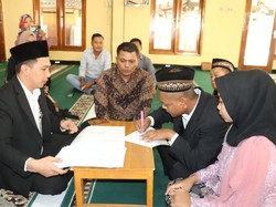 Keciduk Pesta Sabu, Pria Sragen Terpaksa Nikahi Kekasih di Kantor Polisi