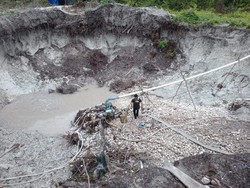 Polisi Tangkap 5 Pekerja di 2 Lokasi Tambang Emas Ilegal Merangin