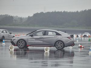 Sensasi Geber Mobil Buas Hyundai Avante N