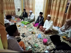 Makna Mendalam Tradisi Terater Nasi di Madura Jelang Idul Adha