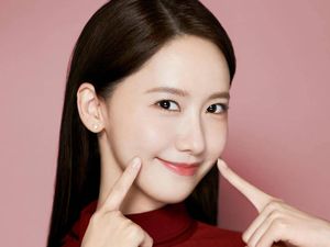 8 Potret Yoona di Drakor King the Land, Tampil Cantik dengan Senyum Hermes 8 Potret Yoona di Drakor King the Land, Tampil Cantik dengan Senyum Hermes