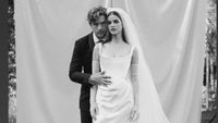 Foto Barbara Palvin - Dylan Sprouse Menikah, Cinta Berawal dari DM Instagram