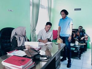Perwira Polres Palu Masuk Jeruji Buntut Palsukan Akta Cerai Demi Nikah Lagi Perwira Polres Palu Masuk Jeruji Buntut Palsukan Akta Cerai Demi Nikah Lagi