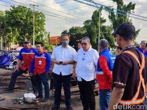 Imbas Tabrakan KA, DJKA Minta Truk Besar Dilarang Lewat Perlintasan Madukoro