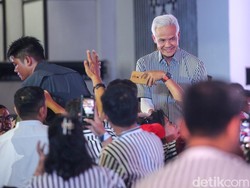 Ditanya Cawapresnya Harus yang Jago Bisnis, Ganjar Bilang Begini