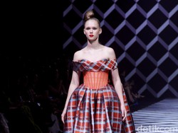 Metafora Kehidupan di Karya Terbaru Sebastian Gunawan, Kaya Eksplorasi Garis