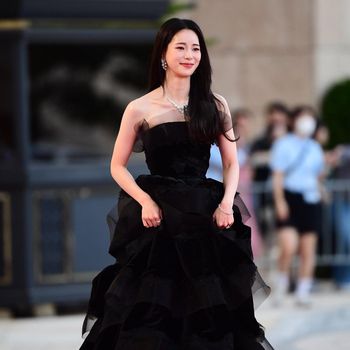 Lim Ji Yeon di red carpet Blue Series Dragon Awards 2023