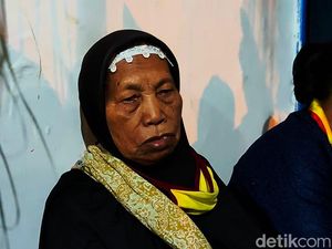 Kisah Warga Solo Setia Puluhan Tahun Hadiri Kirab 1 Suro Kisah Warga Solo Setia Puluhan Tahun Hadiri Kirab 1 Suro