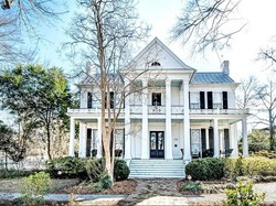 Aneh Bin Ajaib, Rumah Hantu di Daerah Ini Harganya Malah Naik