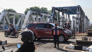Suasana Jalur Kereta Semarang Pasca Kecelakaan KA Brantas Vs Truk