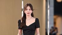 Adu Gaya Song Hye Kyo, Bae Suzy, dan 8 Artis Korea di Blue Dragon Awards