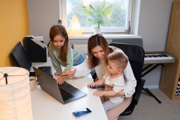 Alasan Perempuan Harus Mandiri Secara Finansial/Foto: Freepik