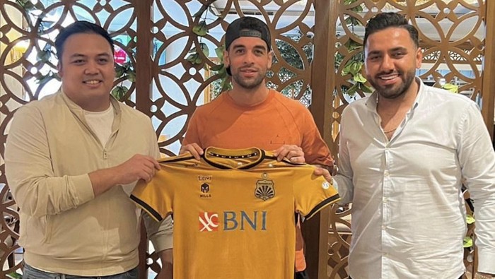 Bhayangkara FC mendatangkan Alef Vieira Santos.