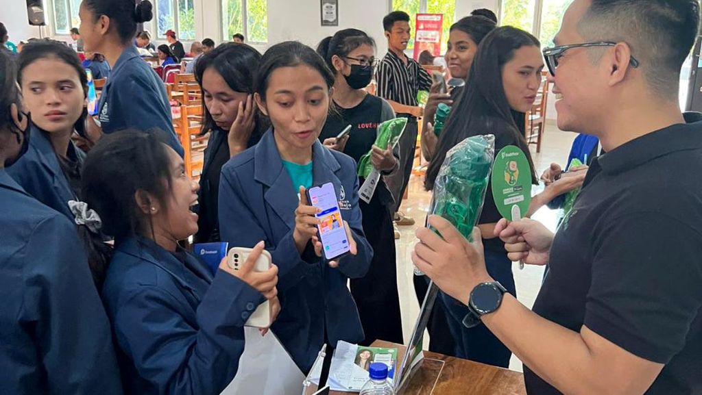 Dorong Edukasi dan Inklusi Keuangan Digital di Labuan Bajo Dorong Edukasi dan Inklusi Keuangan Digital di Labuan Bajo