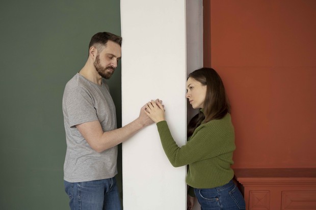 Gak Gampang Nyerah! 4 Zodiak Ini Akan Berusaha Memperbaiki Hubungan Asmaranya