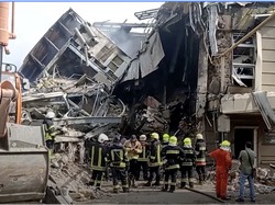 Duaar! Begini Hancurnya Bangunan Milik China yang Kena Rudal Rusia