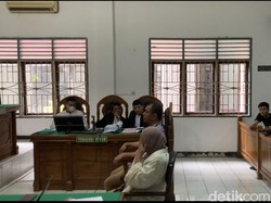 Ibu Minta Ken Admiral Perlihatkan Kerusakan Mata ke AKBP Achiruddin