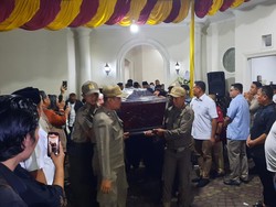 Jenazah Bambang Kristiono Dibawa ke San Diego Hills untuk Dimakamkan