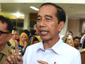 Urusan Kecil bagi Jokowi soal Disebut Rocky Gerung Bajingan Urusan Kecil bagi Jokowi soal Disebut Rocky Gerung Bajingan
