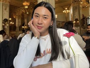 Jovi Senang Polemik Makan Kerupuk Babi di Baso A Fung Berakhir Baik-baik Jovi Senang Polemik Makan Kerupuk Babi di Baso A Fung Berakhir Baik-baik