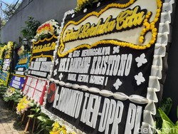 Waka Komisi I DPR Bambang Kristiono Meninggal, Kolega Datangi Rumah Duka