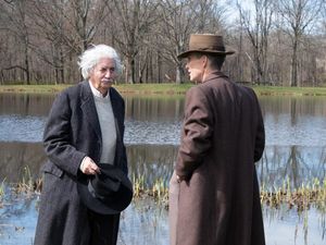 Albert Einstein Terlibat Membuat Bom Atom? Ini Jawabannya Albert Einstein Terlibat Membuat Bom Atom? Ini Jawabannya