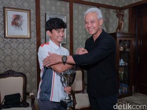 Pembalap Purworejo Juara Junior GP Catalunya, HP Ganjar Banjir Pesan Tetangga Pembalap Purworejo Juara Junior GP Catalunya, HP Ganjar Banjir Pesan Tetangga