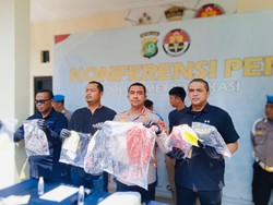 Detik-detik Ngeri Sopir Taksi Online Ditusuk Mati Tukang Tapai di Bekasi