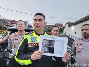Usai Tabrak Mati Mahasiswa Bekasi, Sopir Mobil Pikap Melarikan Diri Usai Tabrak Mati Mahasiswa Bekasi, Sopir Mobil Pikap Melarikan Diri
