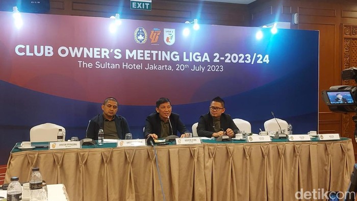 PT Liga Indonesia Baru (LIB) menggelar Club Owner Meeting Liga 2 2023/2024.