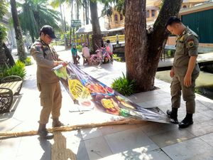 Pemprov Sumsel Minta Spanduk-Baliho Liar Ditertibkan, Termasuk Milik Partai Pemprov Sumsel Minta Spanduk-Baliho Liar Ditertibkan, Termasuk Milik Partai