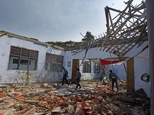 Tolong! Sekolah Rusak di Pandeglang Tak Kunjung Diperbaiki
