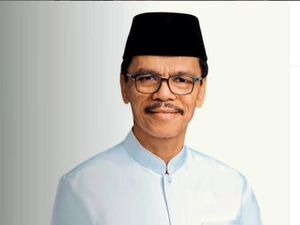 Harapan Bupati kepada Guru yang Dimaki Siswa di Sumbar Agar Tetap Ngajar Harapan Bupati kepada Guru yang Dimaki Siswa di Sumbar Agar Tetap Ngajar