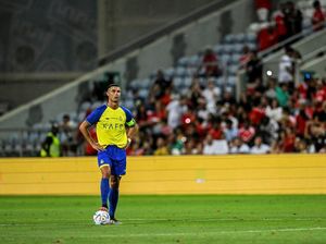 Al Nassr Digilas Benfica, Ronaldo Jadi Sasaran Ledekan Al Nassr Digilas Benfica, Ronaldo Jadi Sasaran Ledekan