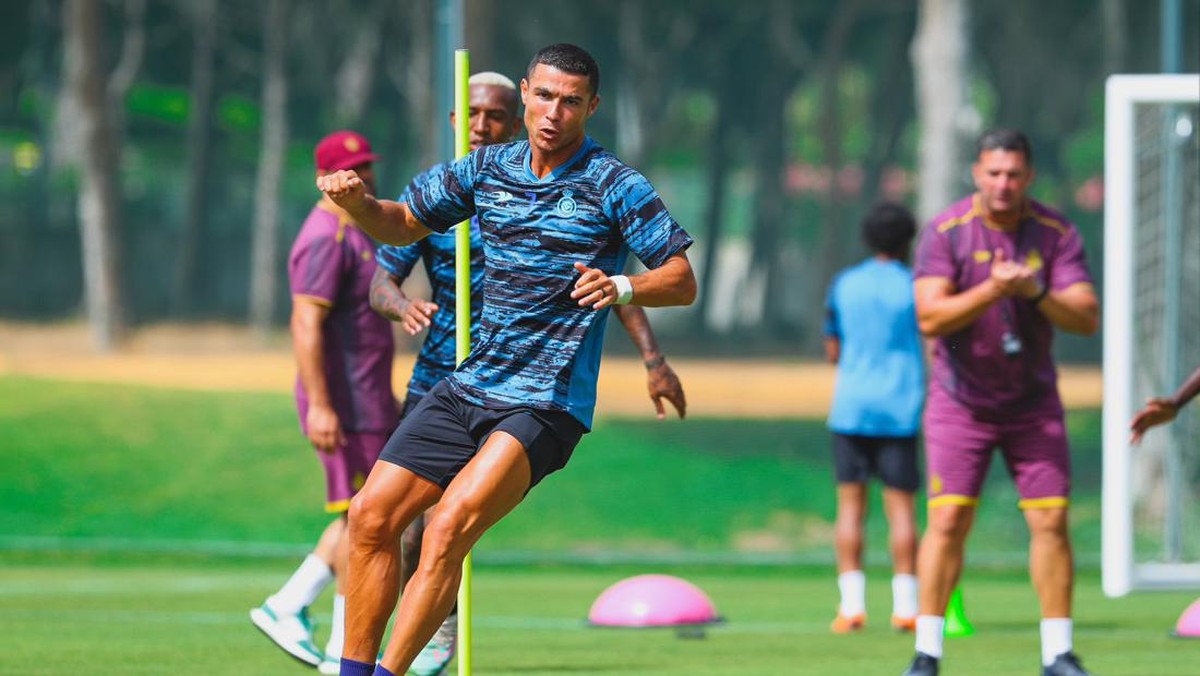 Cristiano Ronaldo lagi berlatih bareng Al Nassr (Twitter @AlNassr)