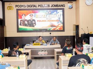 Warga dan PKL Jombang Sambat Konvoi Pesilat hingga Pesta Miras ke Polisi Warga dan PKL Jombang Sambat Konvoi Pesilat hingga Pesta Miras ke Polisi