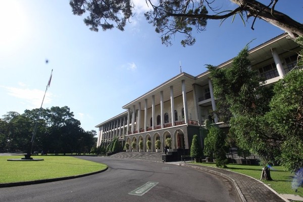 Kompleks Gedung Rektorat Universitas Gadjah Mada (UGM).